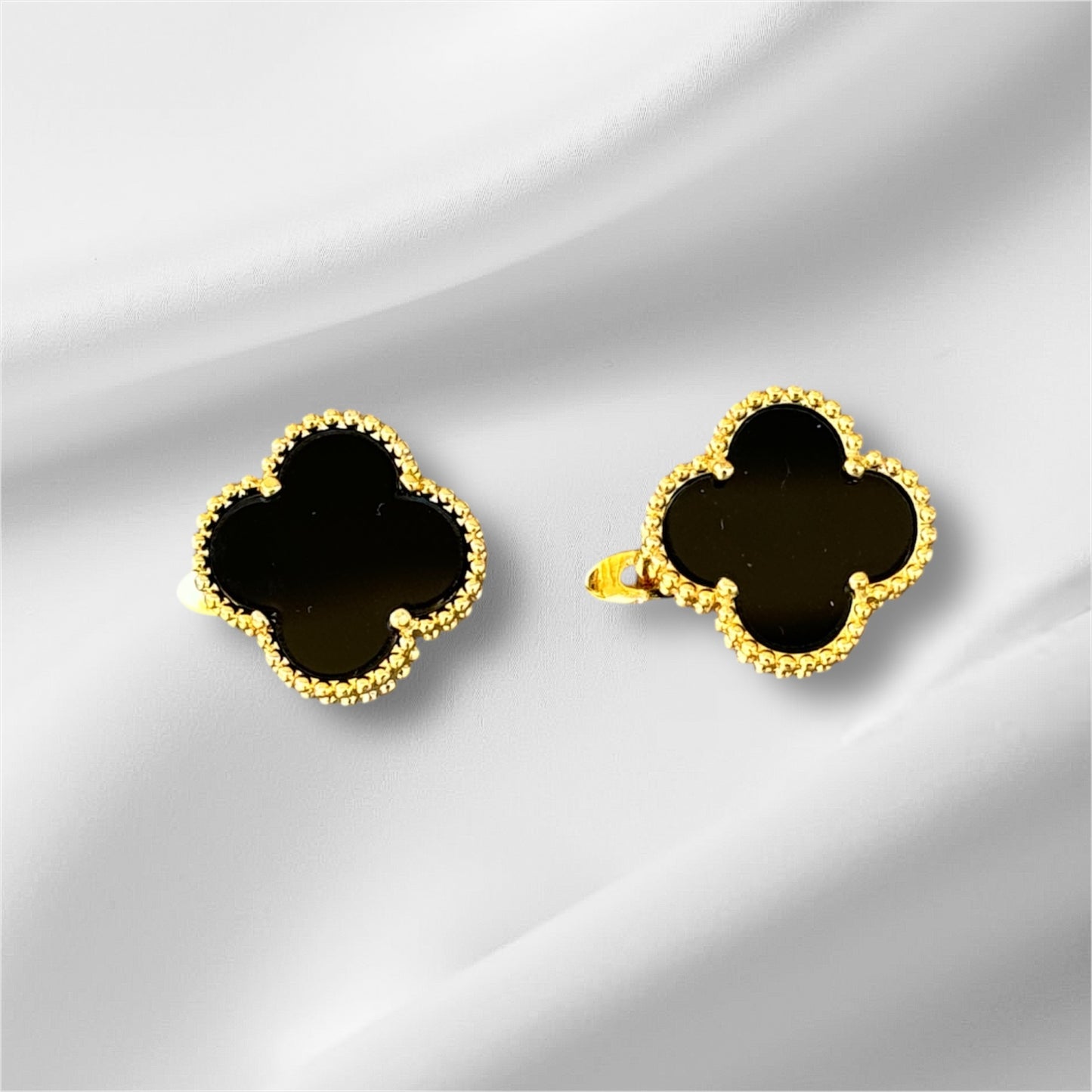 Clover Leaf Lever-Back Earring